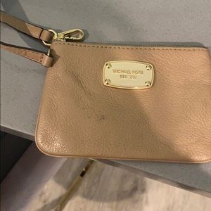Michael kors wristlet